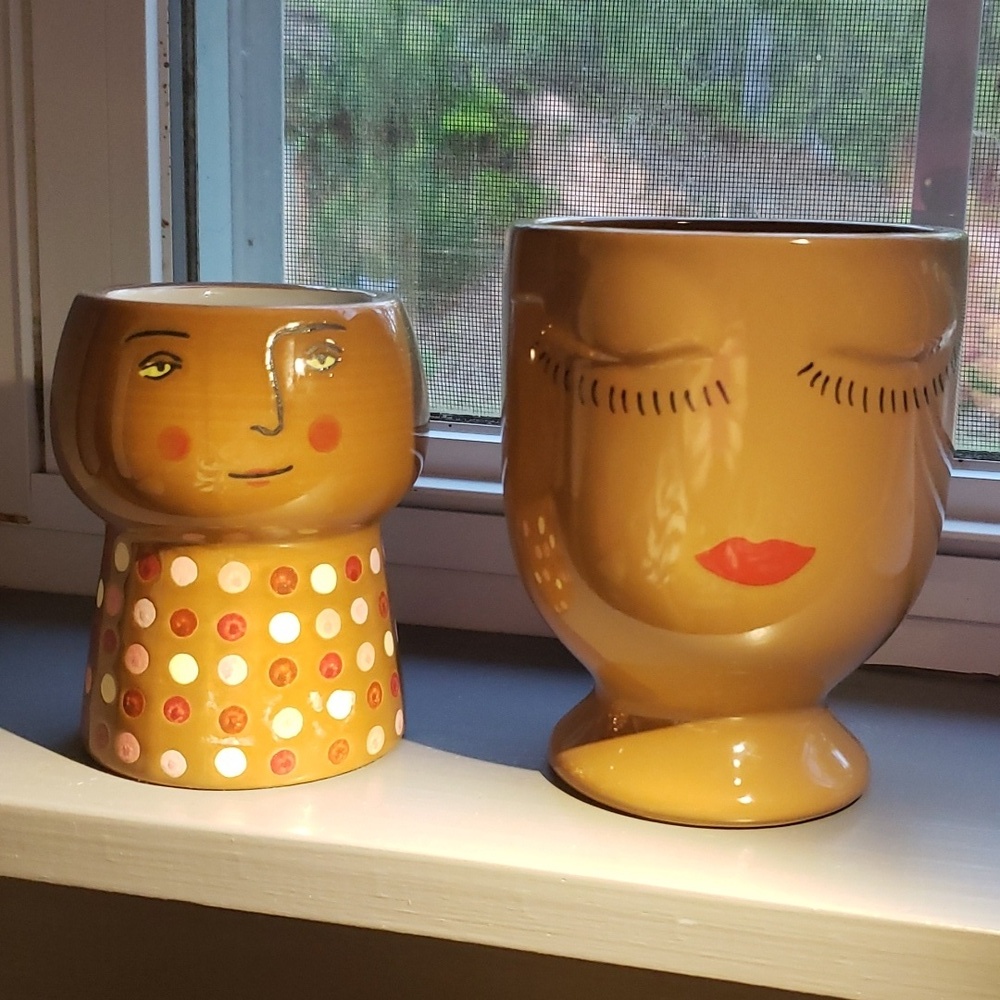 OPALHOUSE planter Stoneware face/dots 4in